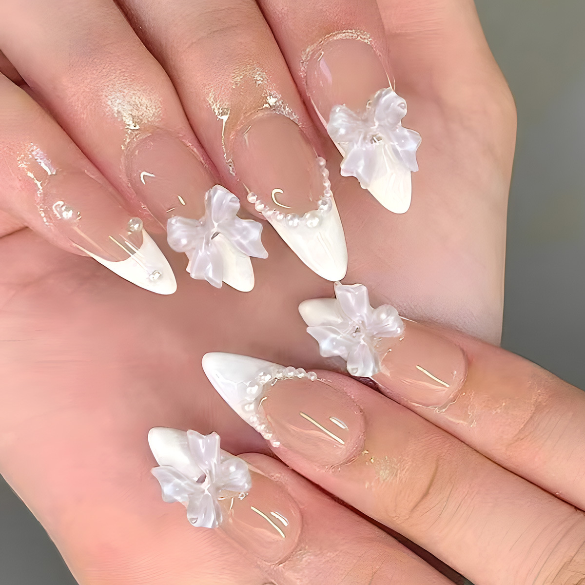 White French pearl white bow false nails Nude-colored pointed nails Nude teardrop-shaped press-on nails
